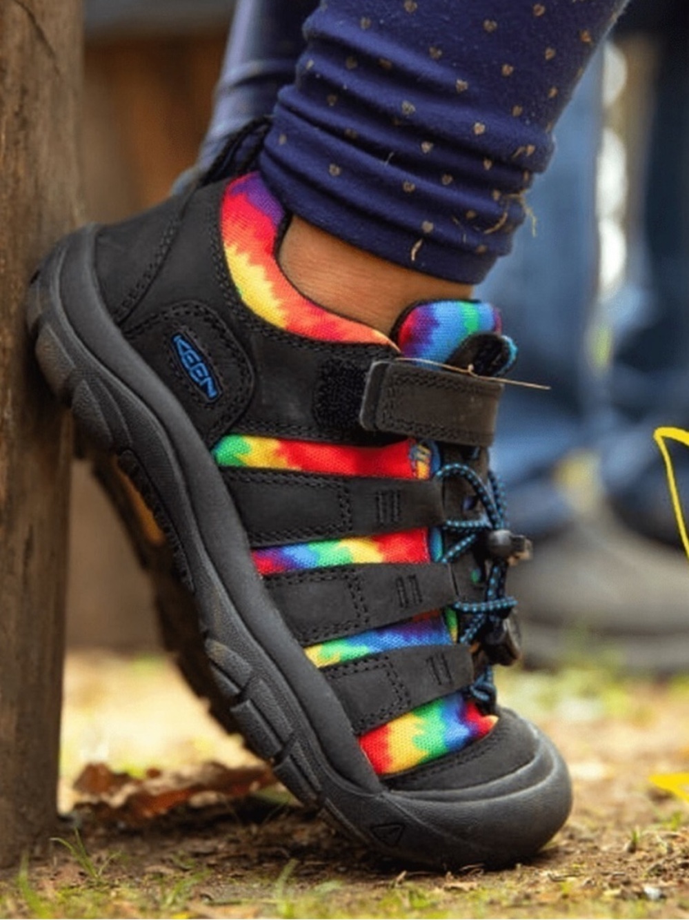 KEEN Newport Sneaker Velcro Closure Black Original Tie Dye Kids US 3